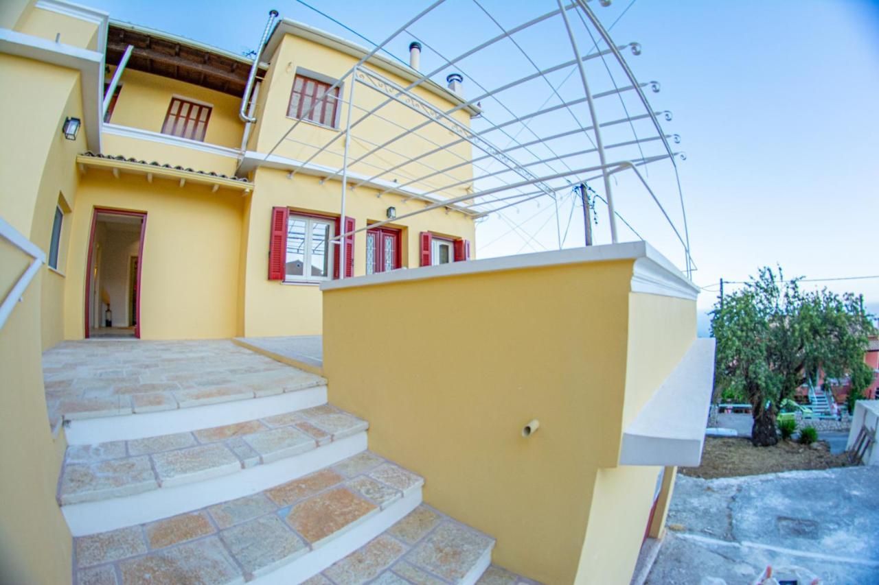 Villa Markezinis Lakones Exterior photo